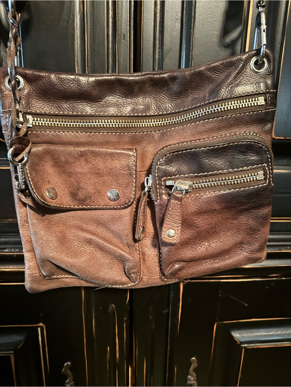 Fossil Brown Leather Crossbody Bag with Brass Hardware